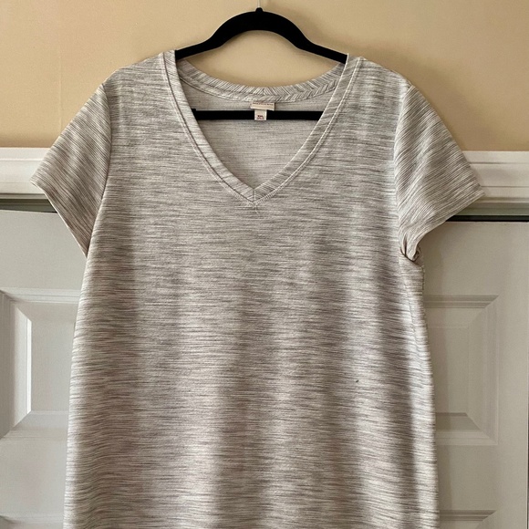 Gray V-Neck Dress - Picture 2 of 5